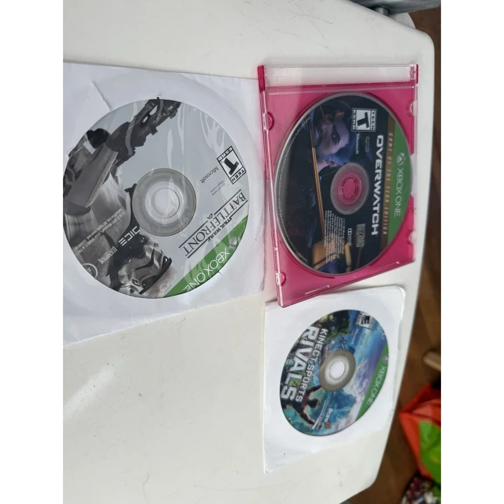 Lot Of 3 Xbox One Games , Disc Only , Kinect Sports Rivals , Overwatch, Battle